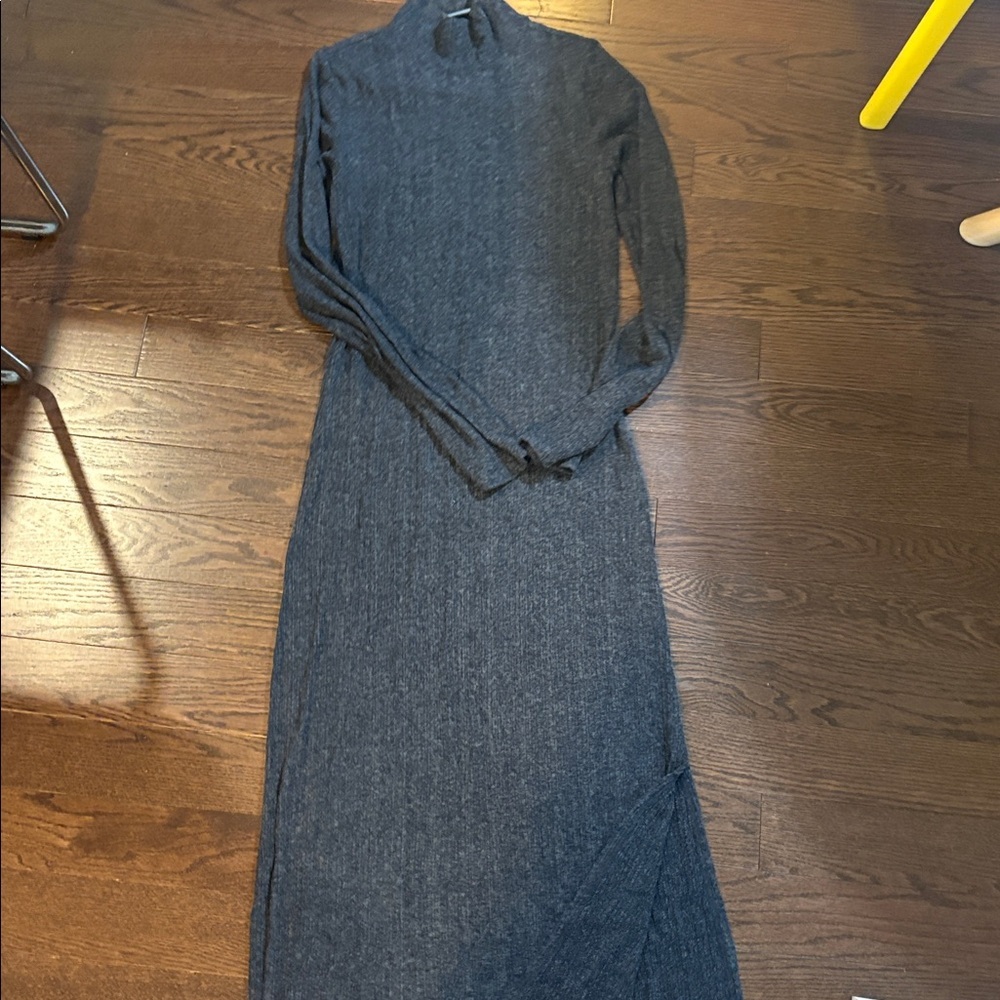 Gray Turtleneck Sweater Dress PTP is 16  super soft Dress perfect for fall - Picture 3 of 4